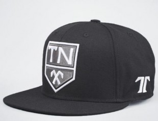 hockey-fitted-baseball-cap-technine_1